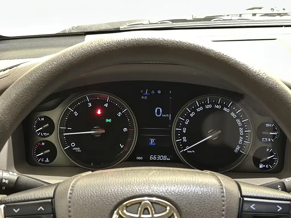 Toyota Land Cruiser 2016 4.0L AT