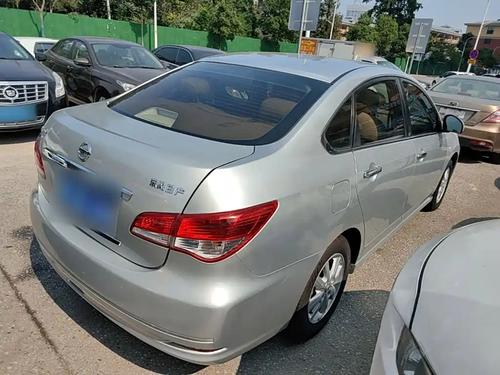Nissan Sylphy — миниатюра 7