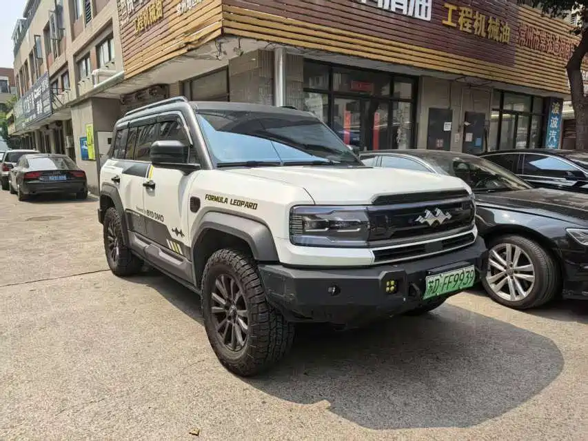 Fang Cheng Bao Leopard 5 2025