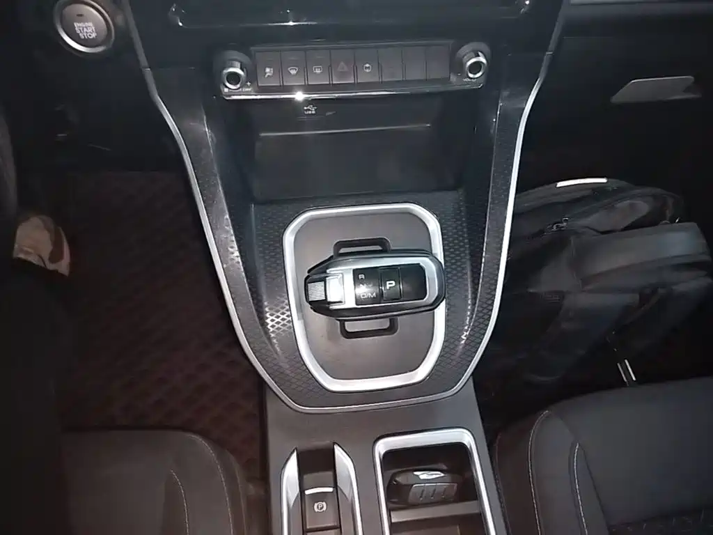 Haval M6 — миниатюра 14