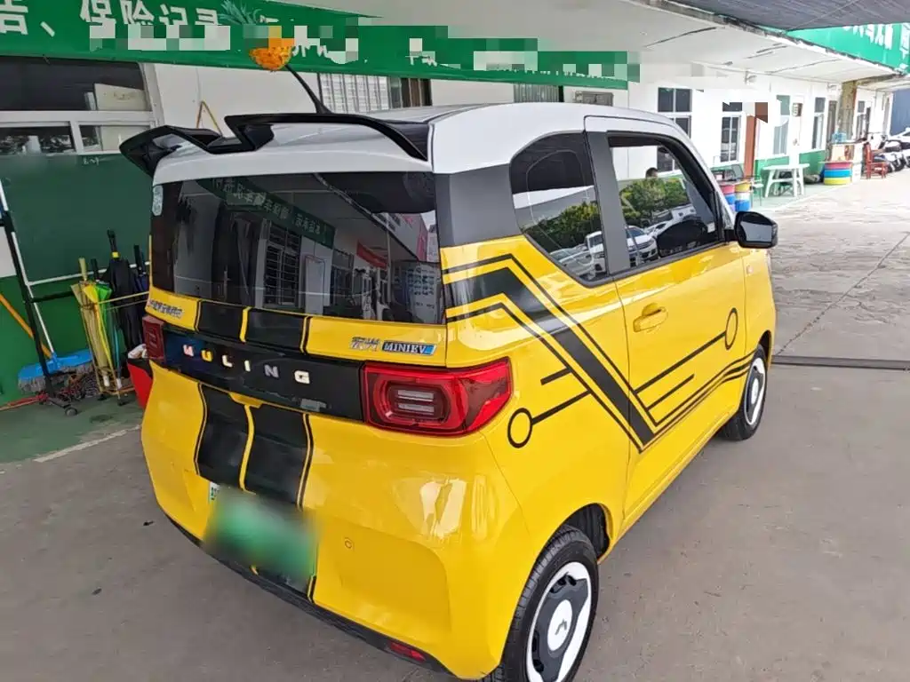 Wuling MINIEV — миниатюра 7