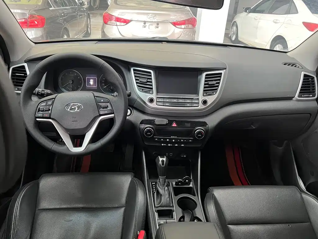Hyundai Tucson — миниатюра 7