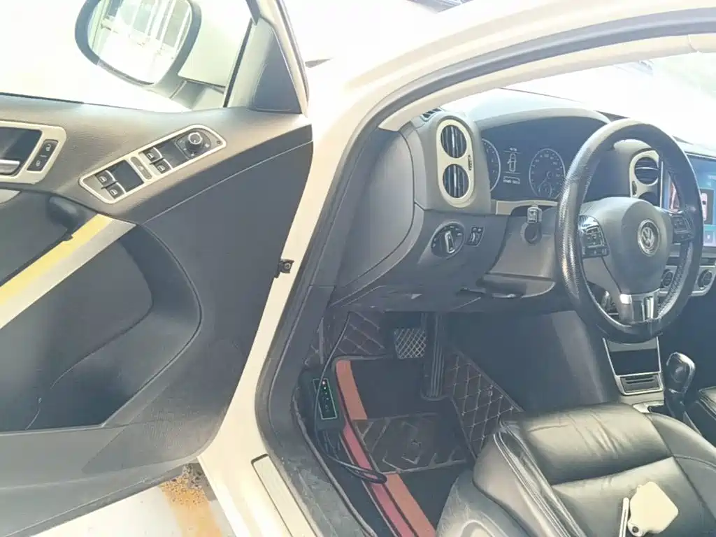 Volkswagen Tiguan — миниатюра 16