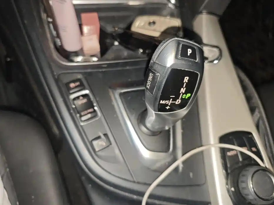 BMW 3 Series — миниатюра 13