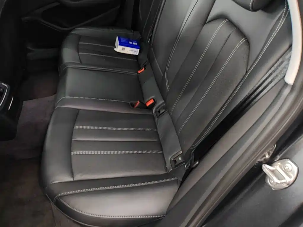 Audi A4L — миниатюра 17