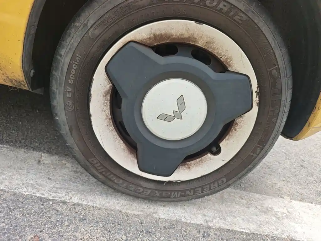 Wuling MINIEV — миниатюра 8