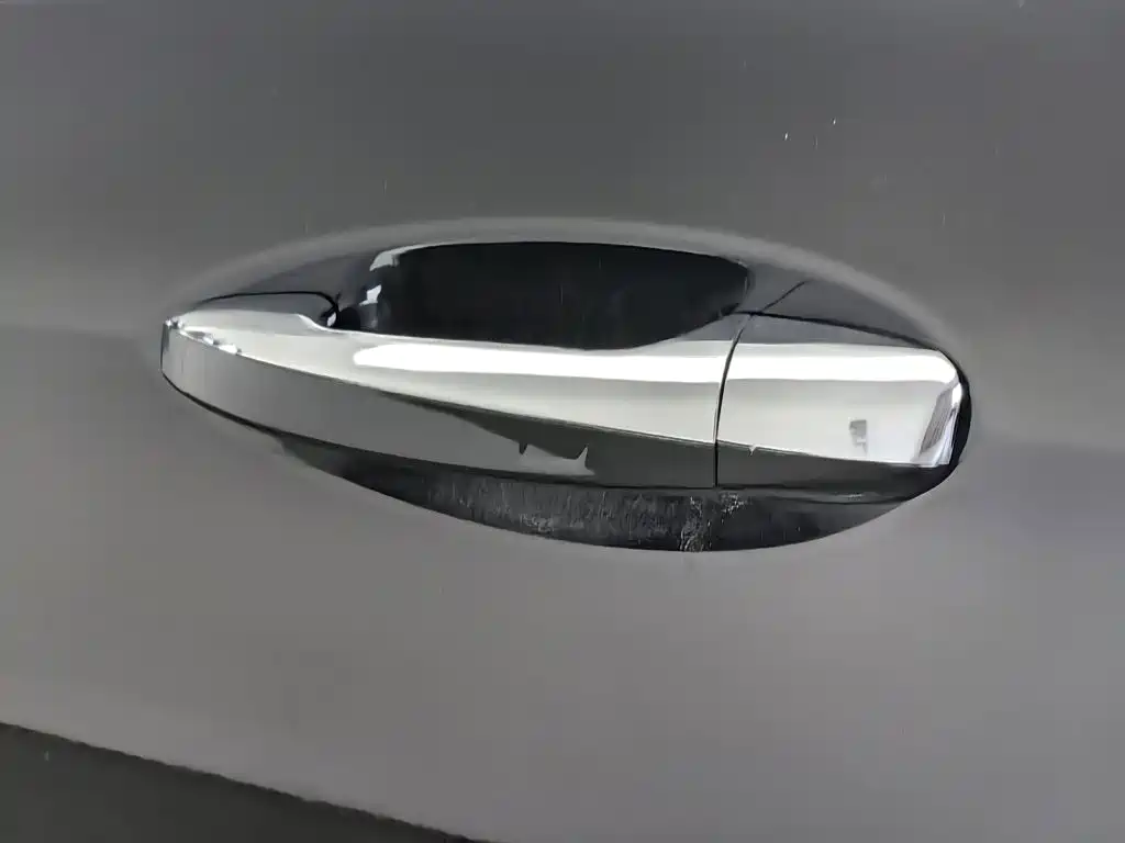 Mercedes-Benz E-Class — миниатюра 18