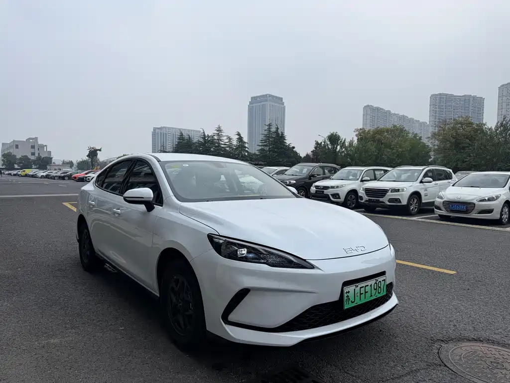 BYD Seal 05 DM-i — миниатюра 2