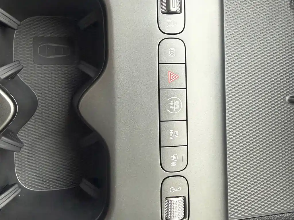 BYD Seal 05 DM-i — миниатюра 15