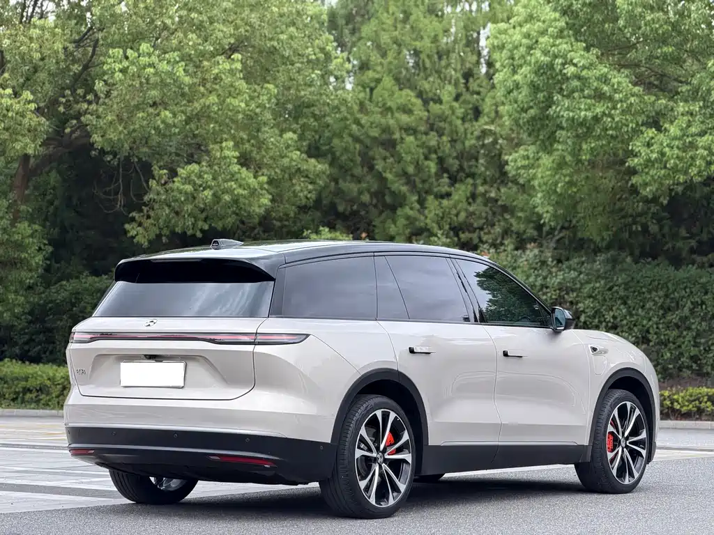 NIO ES8 — миниатюра 16
