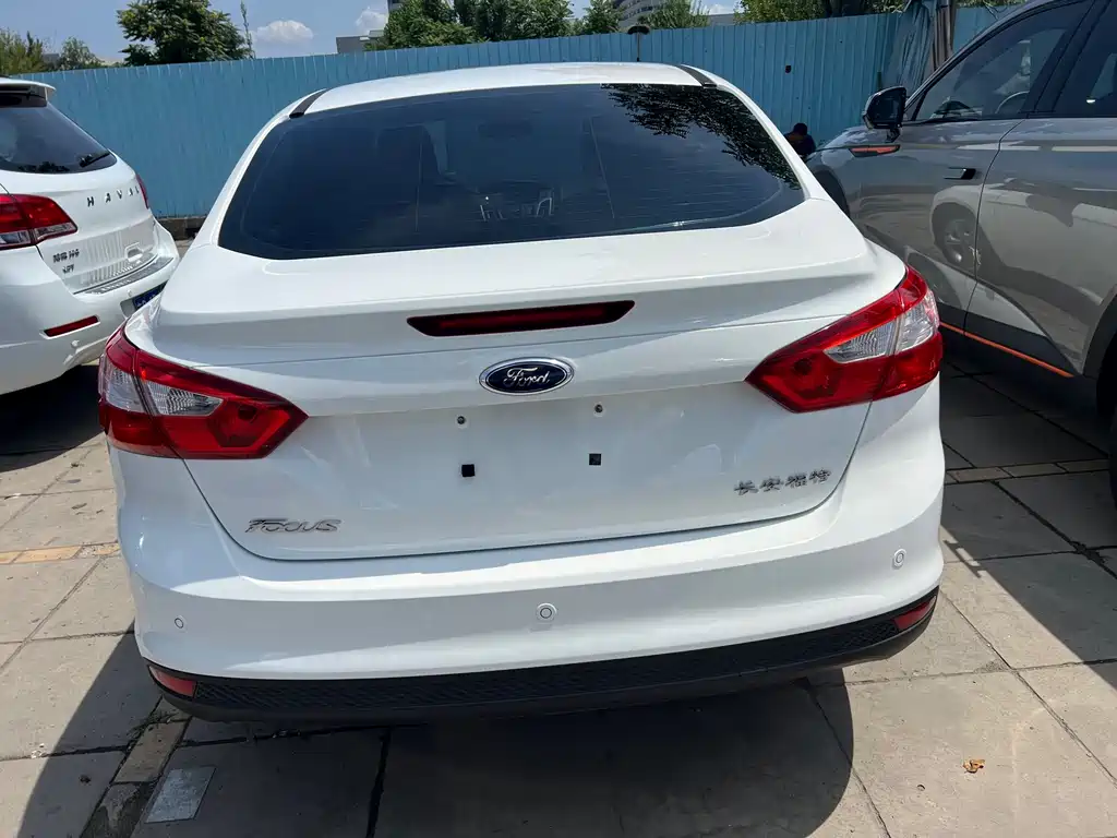 Ford Focus — миниатюра 5