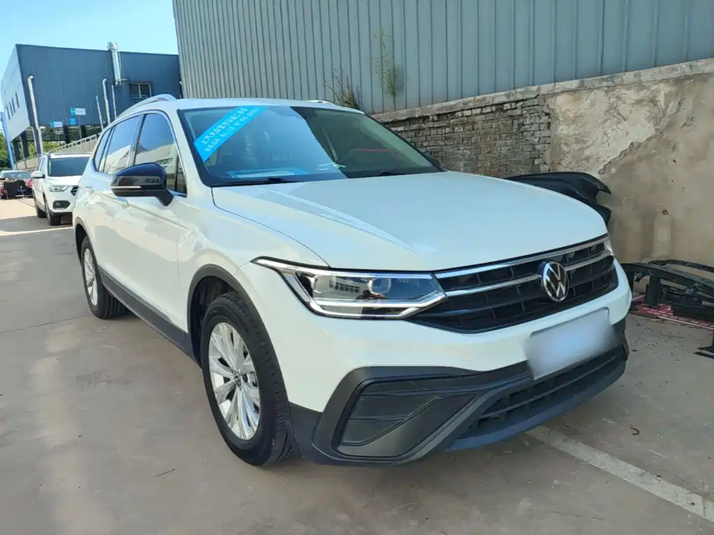 Volkswagen Tiguan L — миниатюра 4