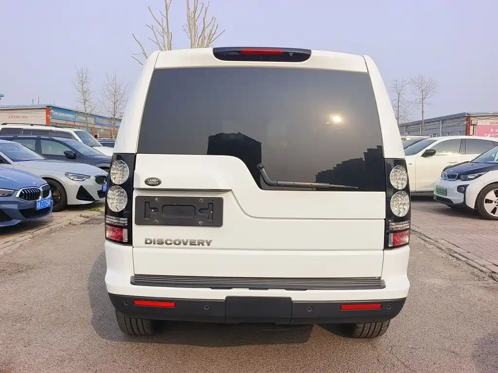 Land Rover Discovery 2015 3.0 SC V6 SE