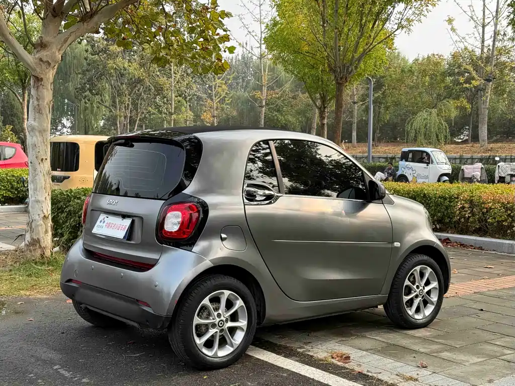smart Smart Fortwo — миниатюра 16
