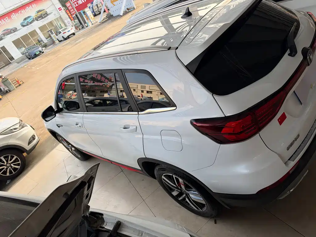 Changan CS75 — миниатюра 10