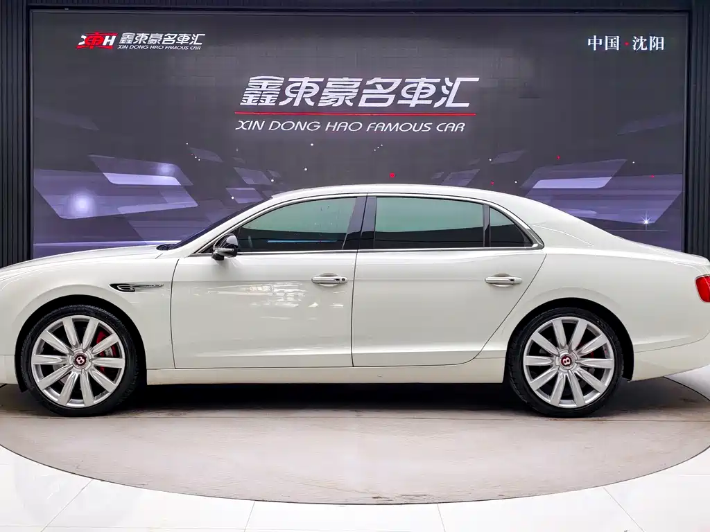 Bentley Flying Spur 2017 4.0T V8 S Standard