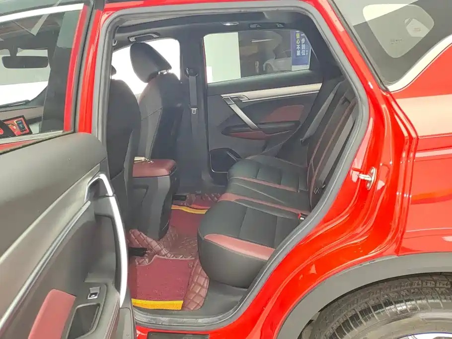 Geely Binyue — миниатюра 11
