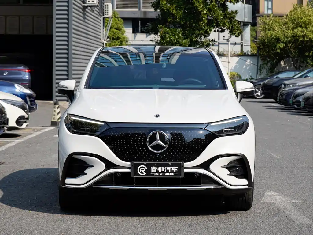Mercedes-Benz EQE SUV — миниатюра 2
