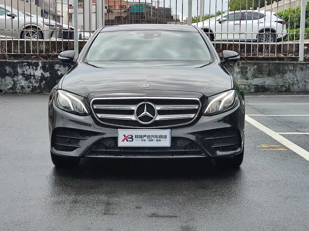 Mercedes-Benz E-Class — миниатюра 2