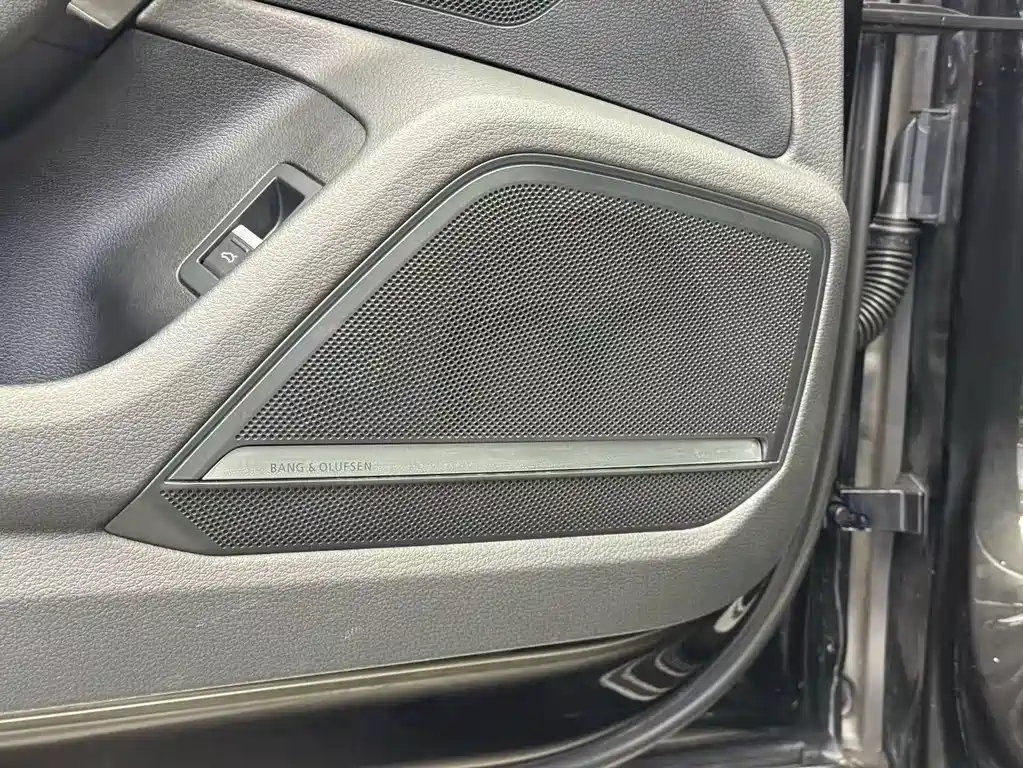 Audi A6L — миниатюра 10