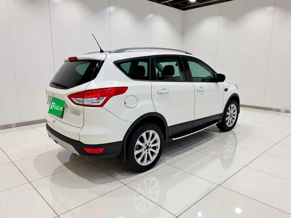 Ford Kuga — миниатюра 6