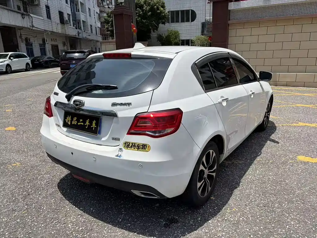 Geely Emgrand — миниатюра 5