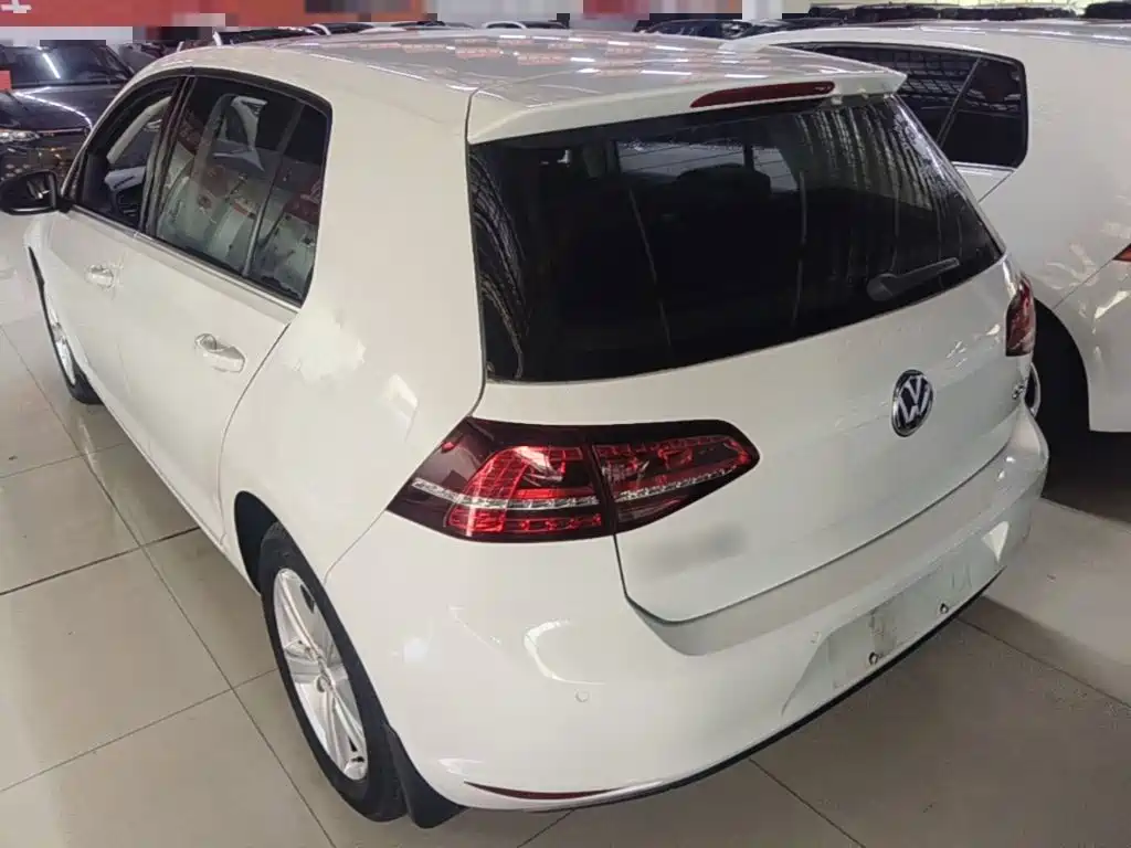 Volkswagen Golf — миниатюра 5