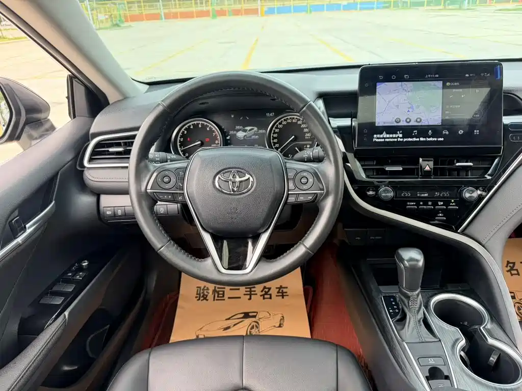 Toyota Camry — миниатюра 9