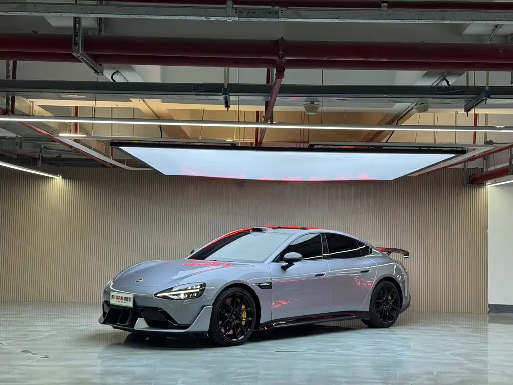 XIAOMI CAR XIAOMI SU7 ULTRA