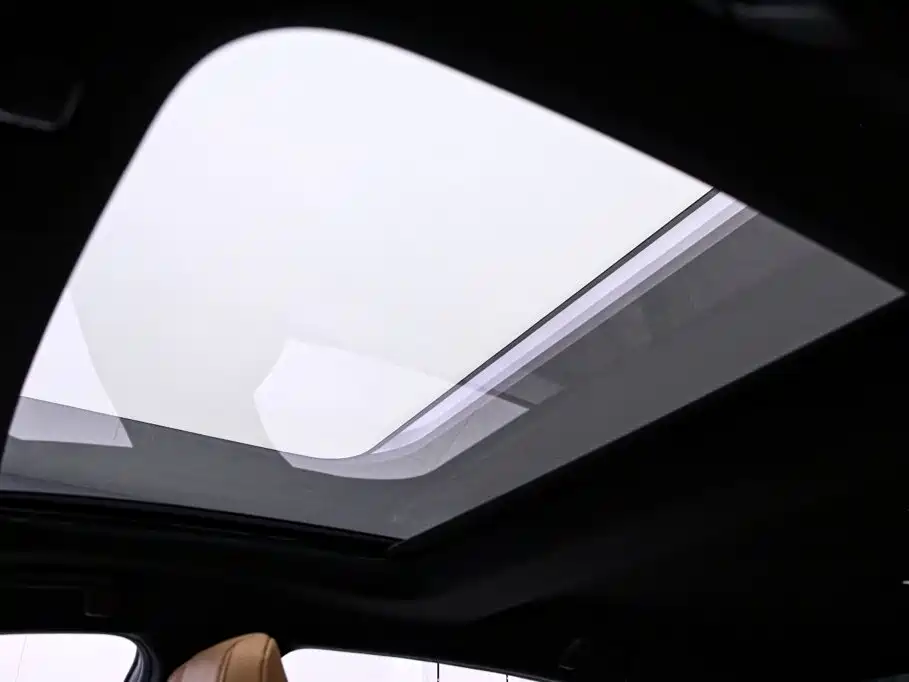 Lexus ES — миниатюра 11