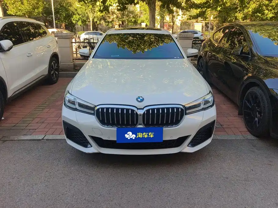 BMW 5 Series — миниатюра 2