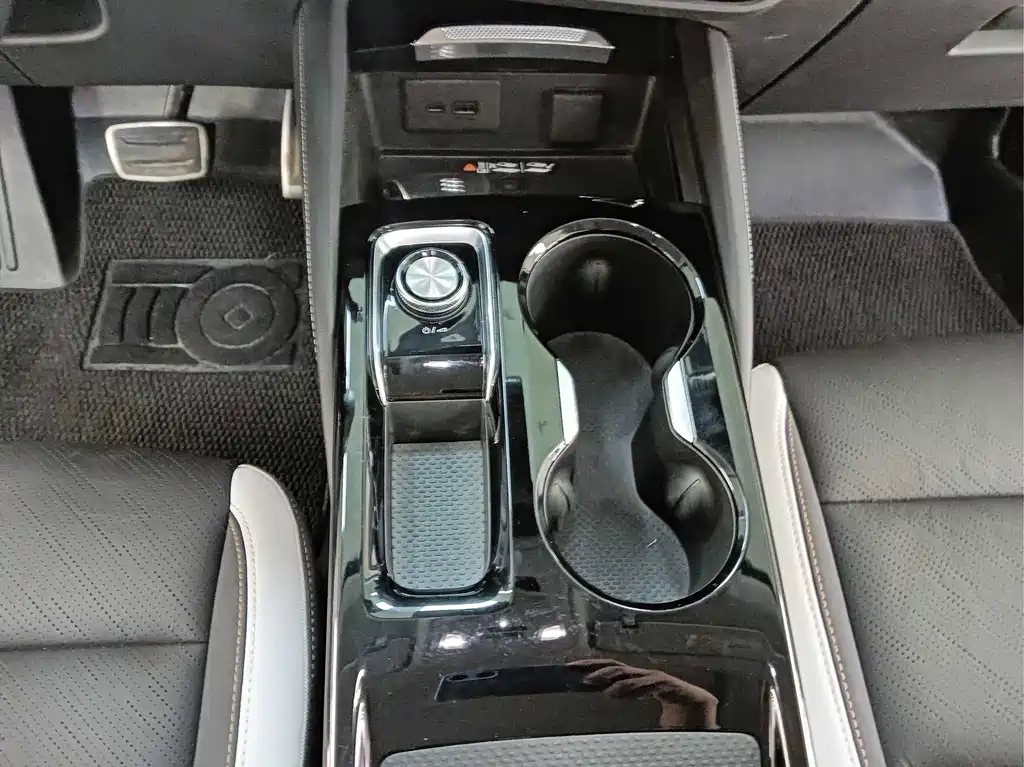 Buick Envision S — миниатюра 6