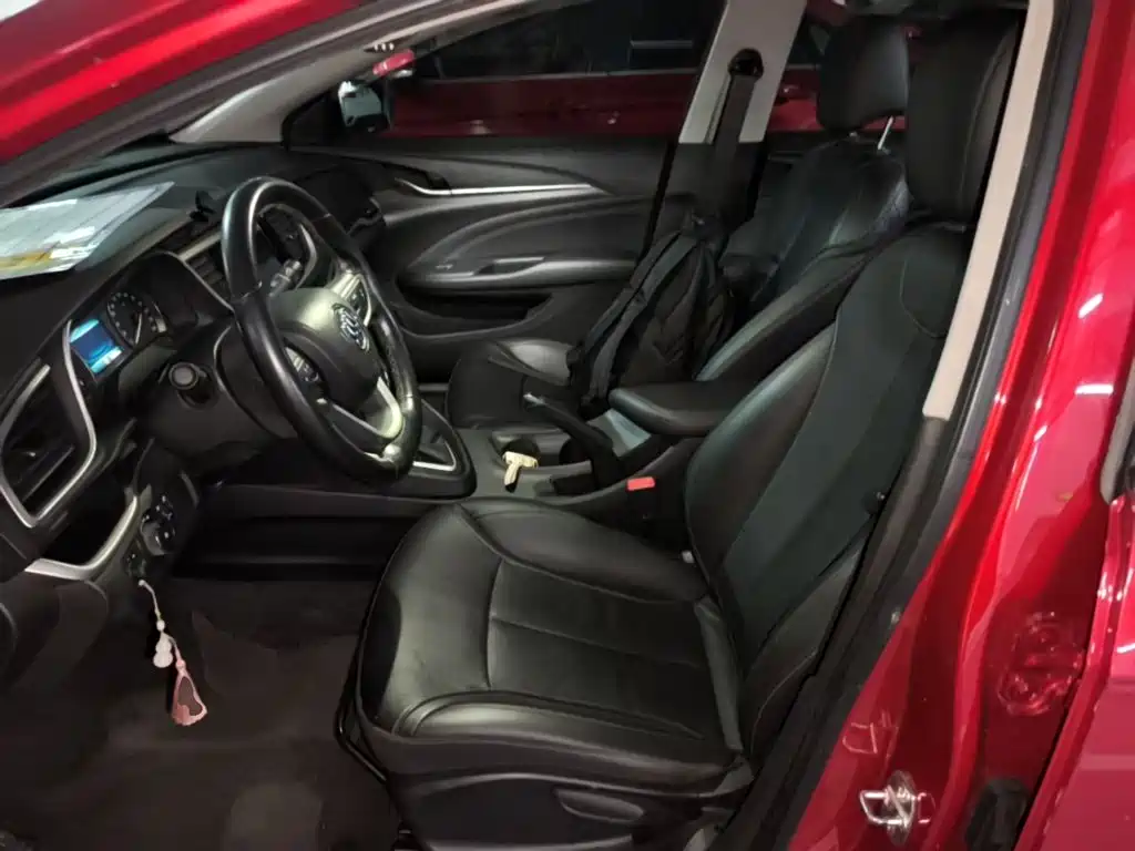 Buick Excelle — миниатюра 15