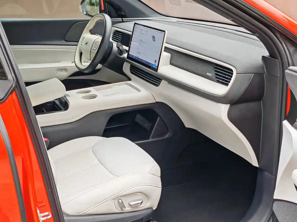 XPeng G6 — миниатюра 10
