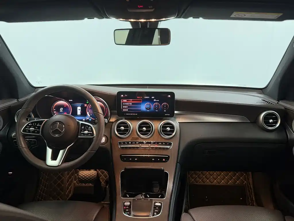 Mercedes-Benz GLC — миниатюра 12