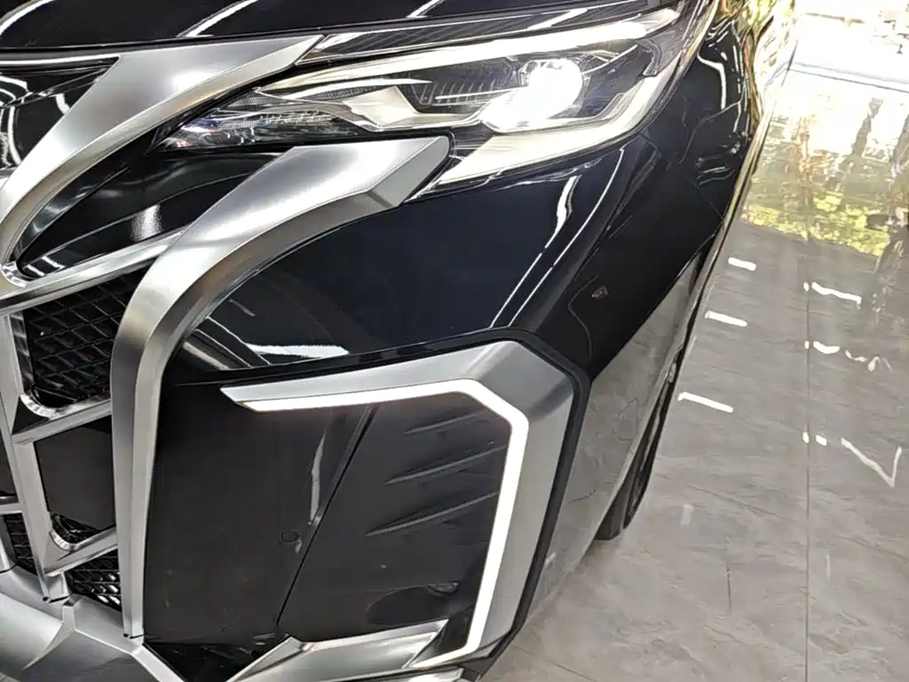 Toyota Sienna — миниатюра 24