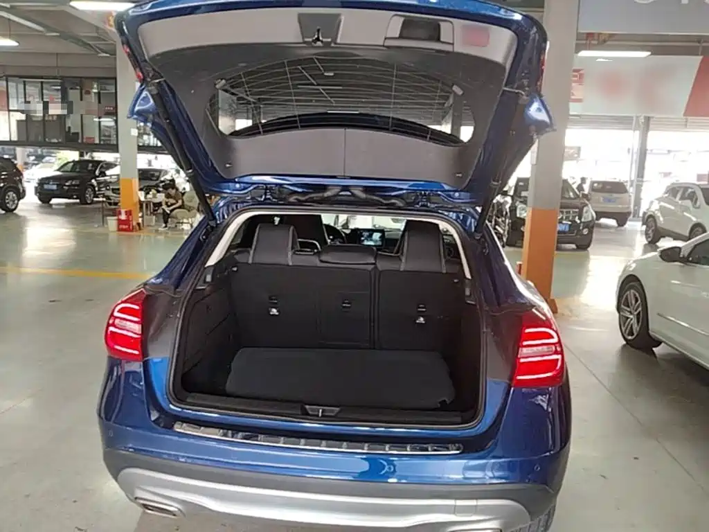 Mercedes-Benz GLA — миниатюра 19