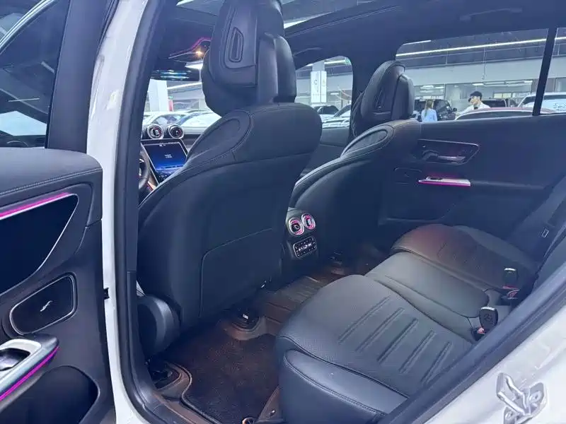 Mercedes-Benz GLC — миниатюра 10
