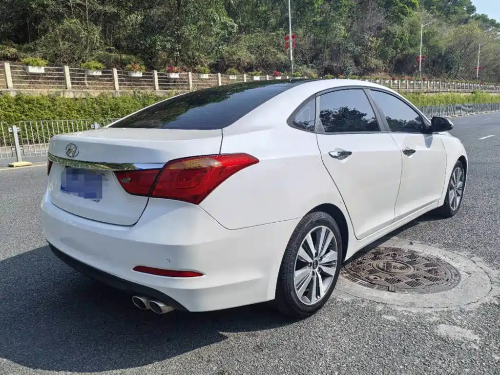 Hyundai MISTRA