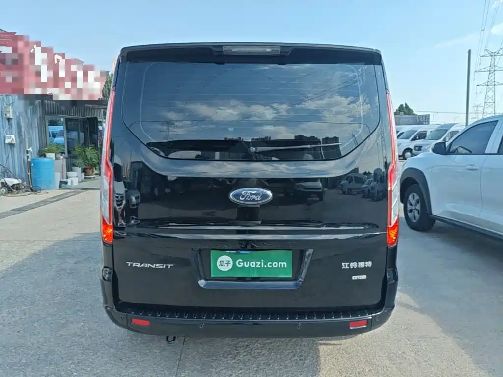 Ford Transit — миниатюра 6