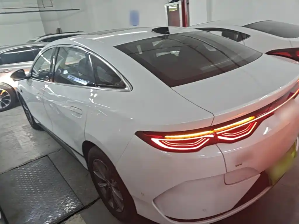 BYD Qin L — миниатюра 5