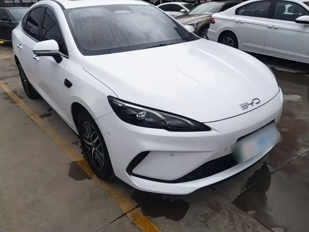 BYD Seal 05 DM-i — миниатюра 4