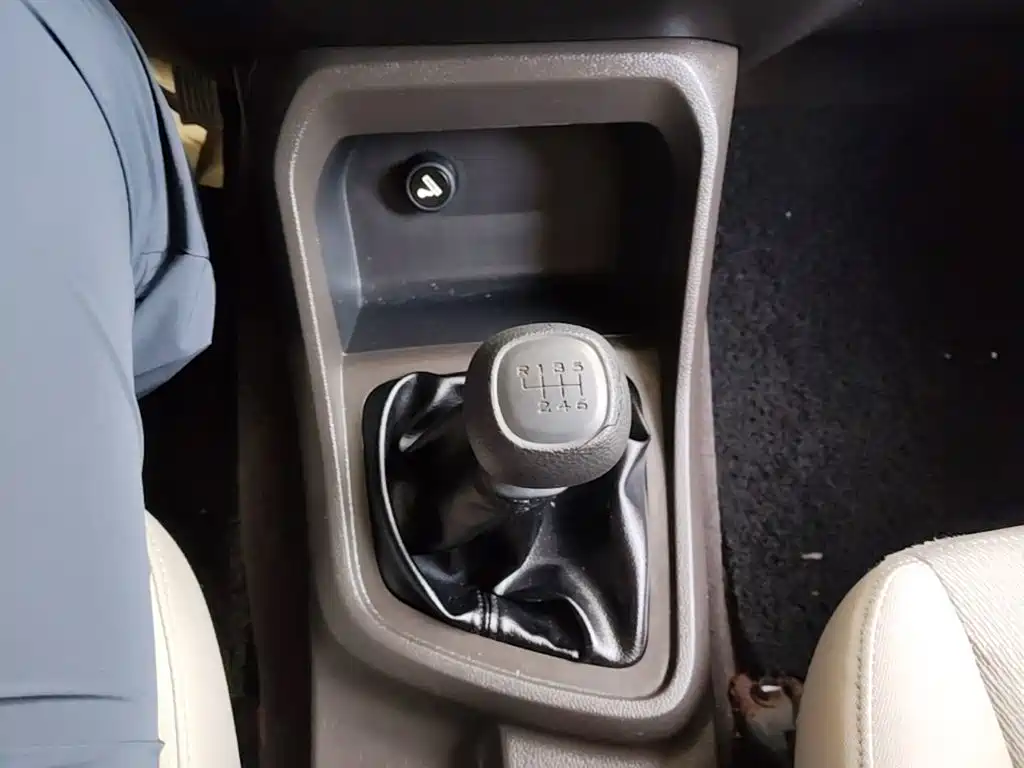 Wuling Hongguang V — миниатюра 14