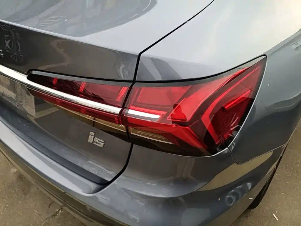 Roewe i5 — миниатюра 8