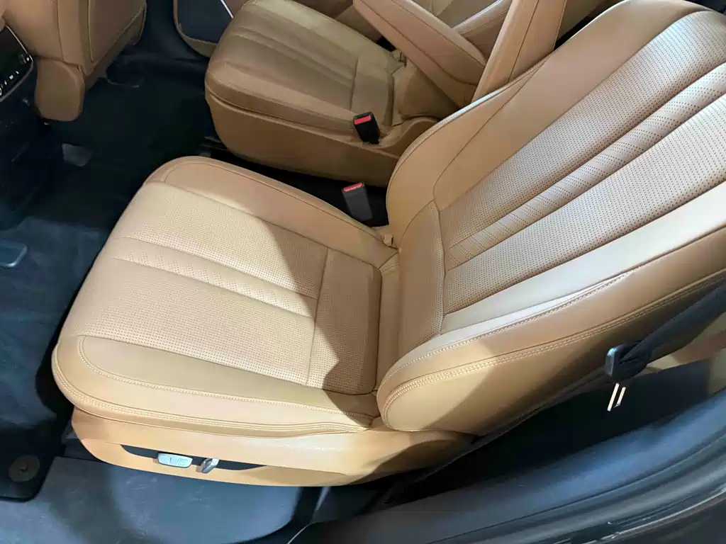 Li Auto Li ONE — миниатюра 16
