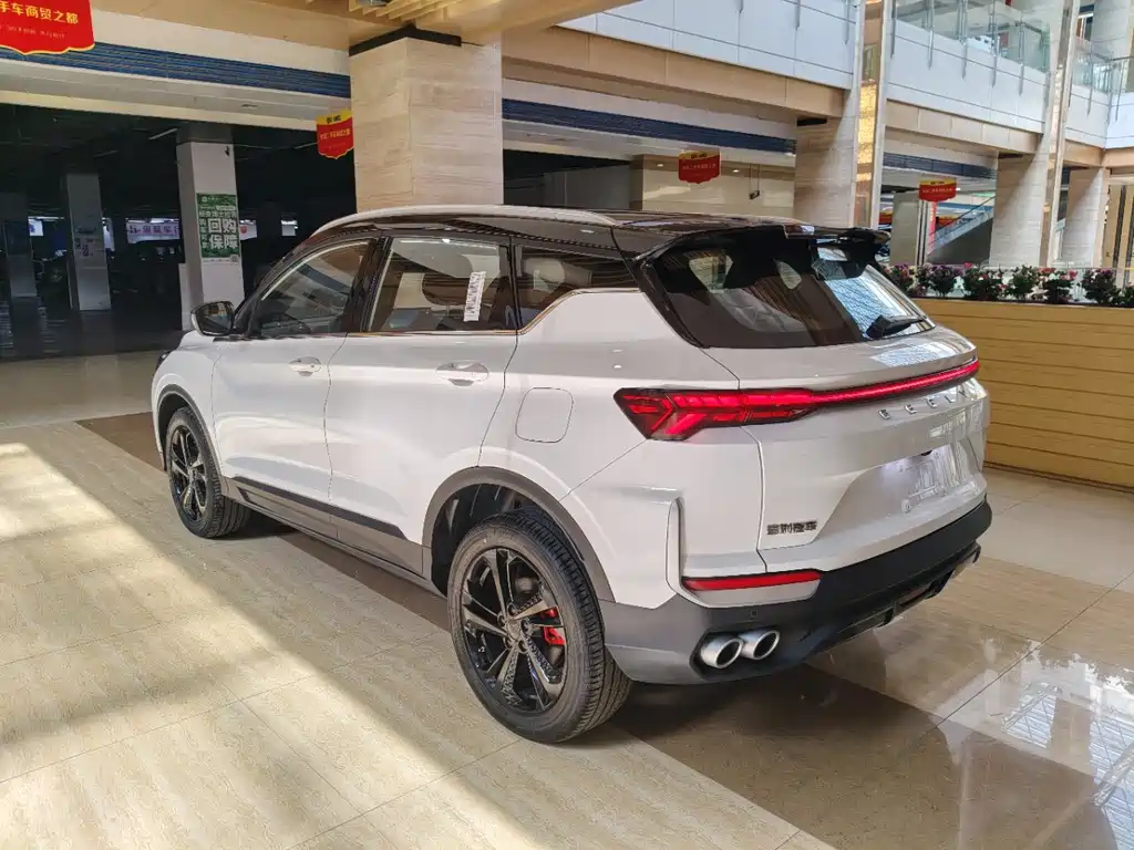 Geely Binyue — миниатюра 4