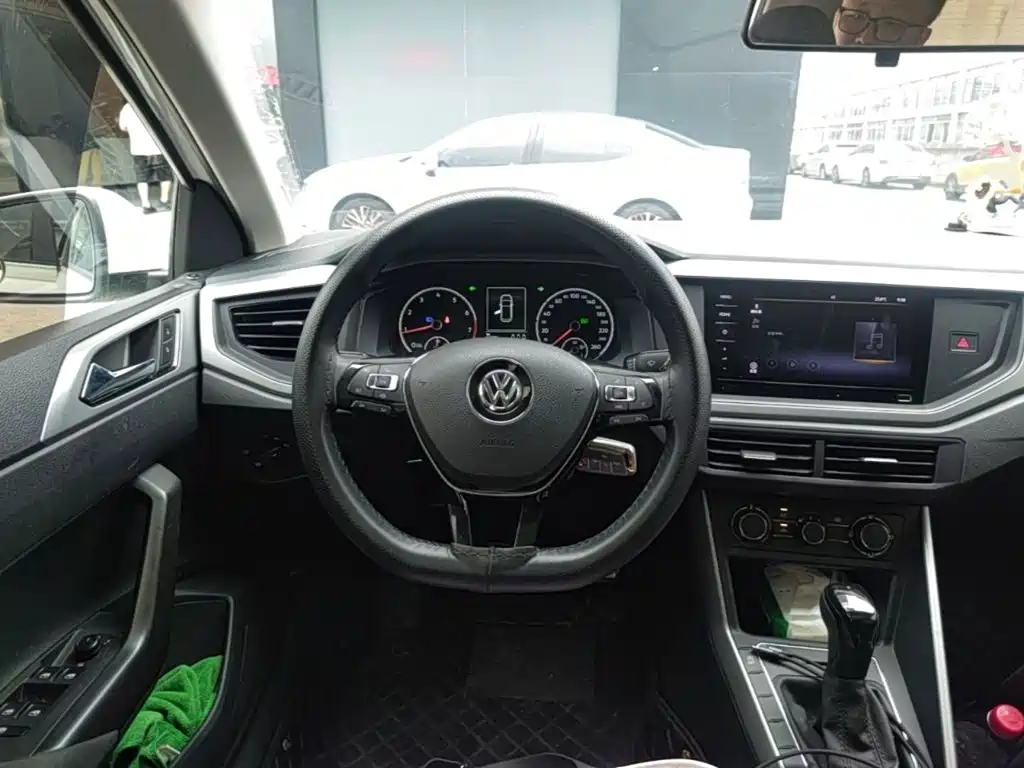 Volkswagen Polo — миниатюра 11