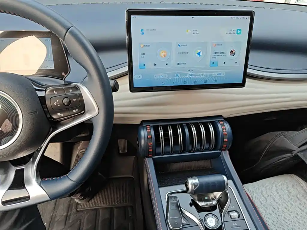BYD Yuan Plus — миниатюра 10