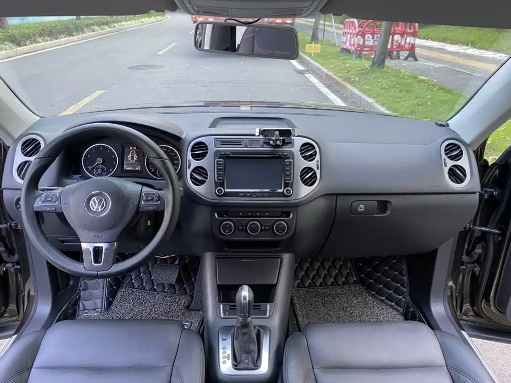Volkswagen Tiguan — миниатюра 15