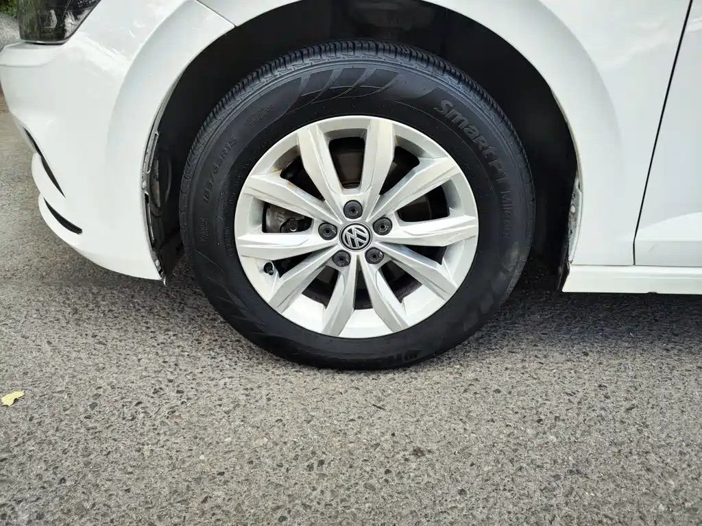 Volkswagen Polo — миниатюра 23
